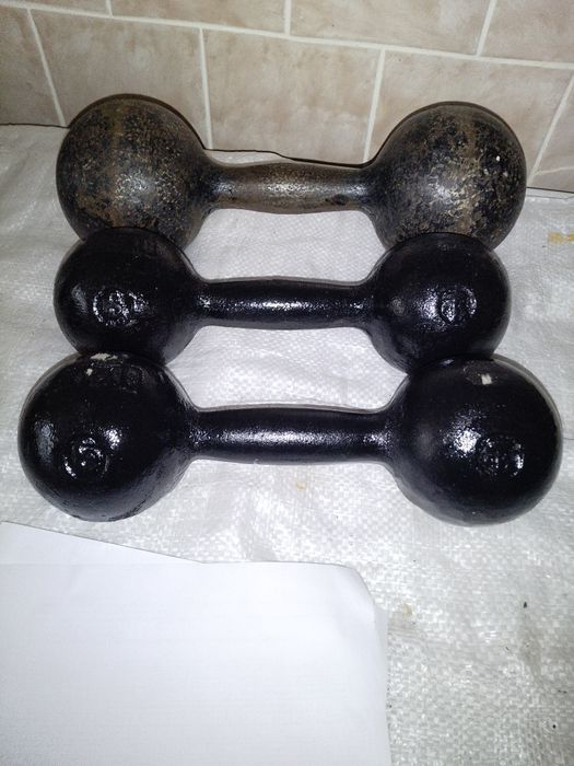 Гантелі 0.5,1,2,3,4,5,6,10 кг по паре, гири 16 кг