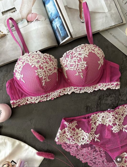 Красивий бюстгальтер Intimissimi, різні моделі