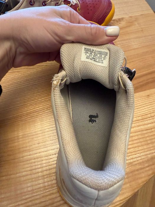 продам профи кроссовки для тенниса