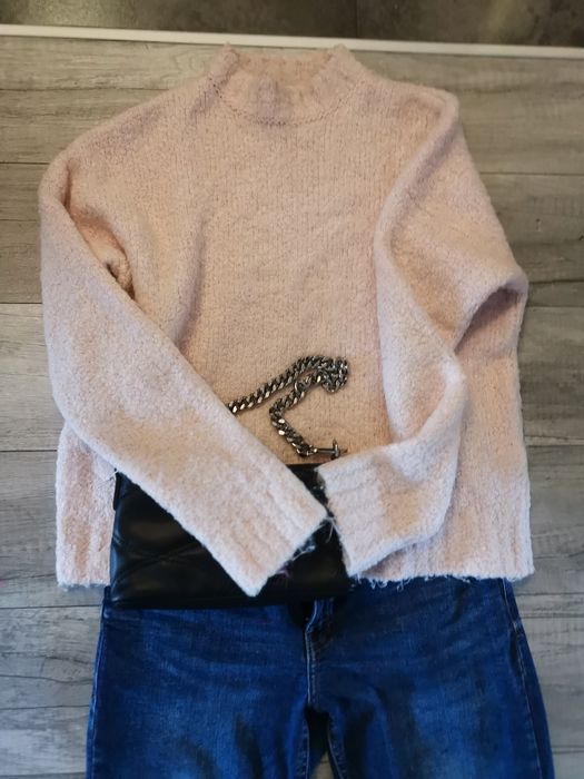 Sweter z wełną Mohito S