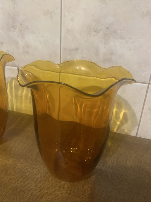 Плафони скляні в стані нового