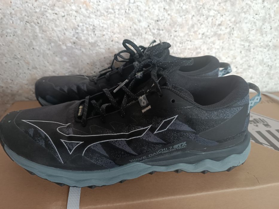 Mizuno Wave Daichi 7 GTX.