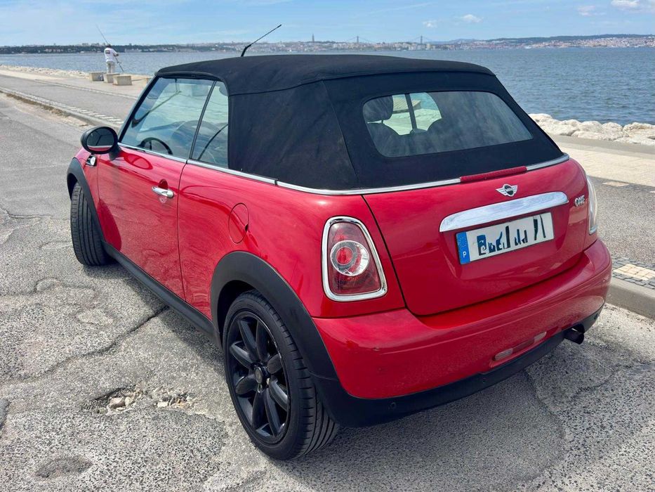 Mini Cabrio Vermelho — Capota NOVA (Santogal)  Excelente oportunidade