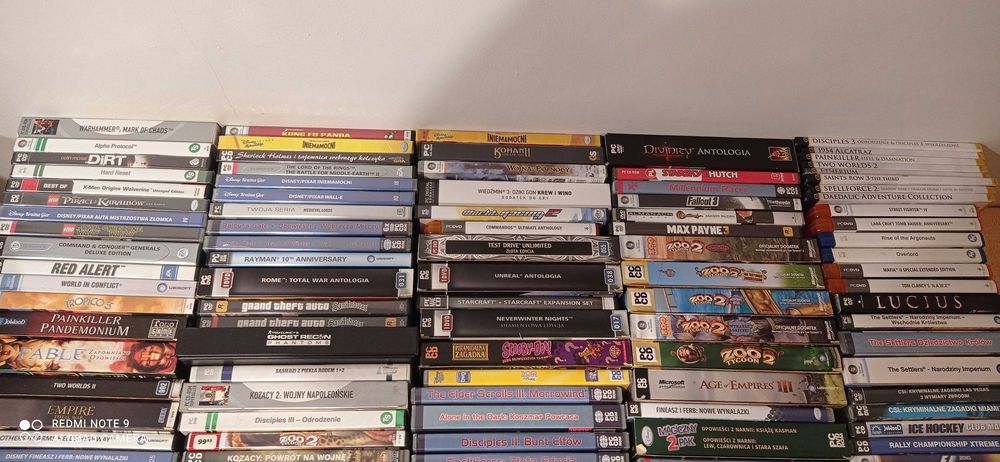 Sprzedam  gry pudełkowe na PC