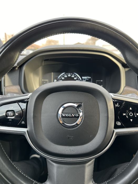 Volvo V90 Cross country