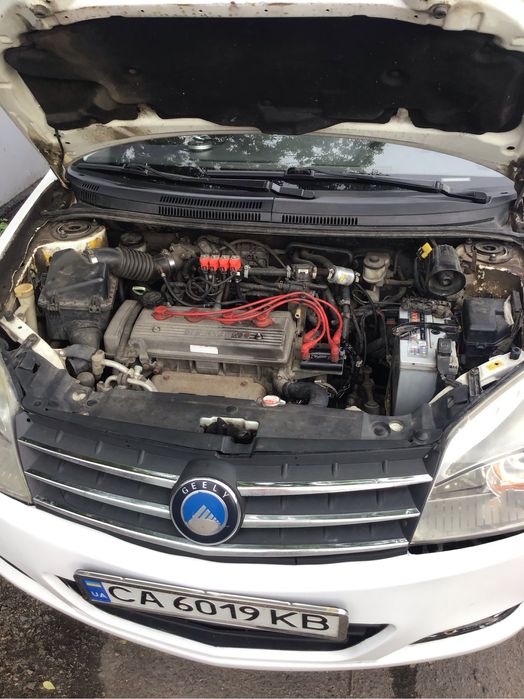 Продам Geely MK 1,5 газ.бенз