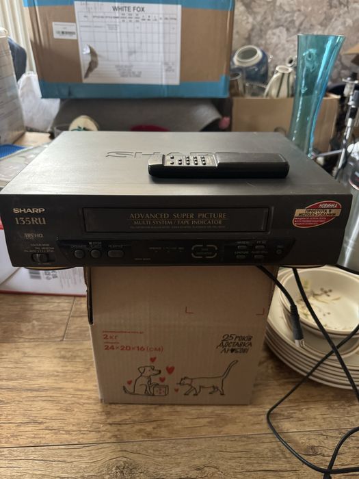 SHARP відео магнітофон