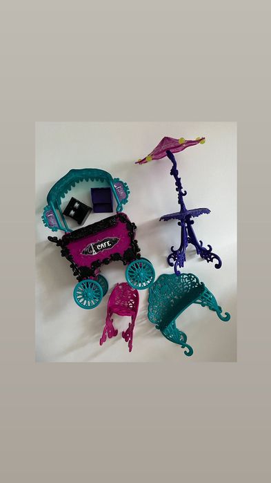 Монстер хай кафе Скариж - Monster High Scaris