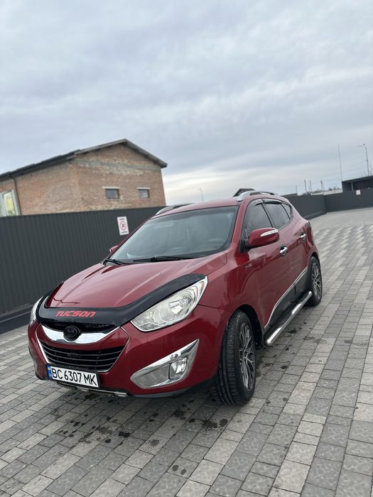 Автомобіль Hyundai Tucson