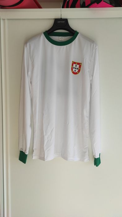 Camisola de Portugal com o n. 12