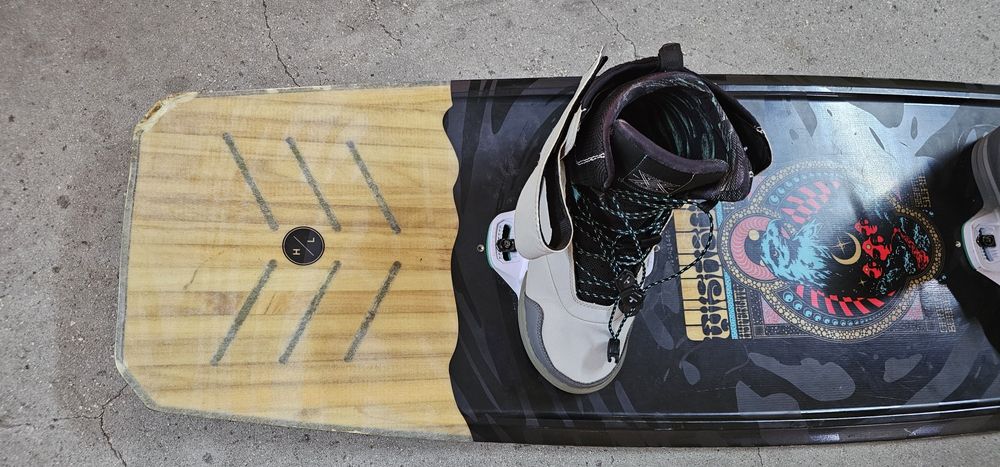 Prancha & botas wakeboard Hyperlite