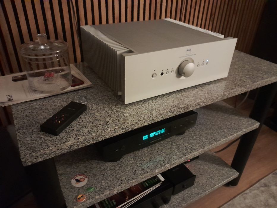 Nad S300 . Seria silver.