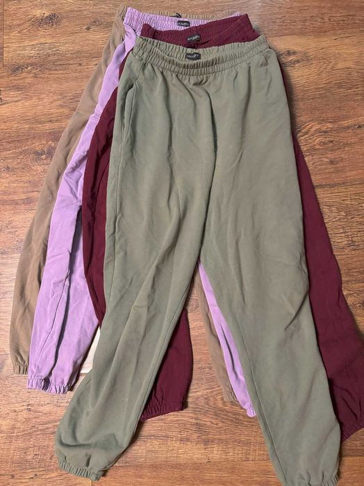 4 pary kolorowych, dresów damskich, luźnych, M/L, Wassyl