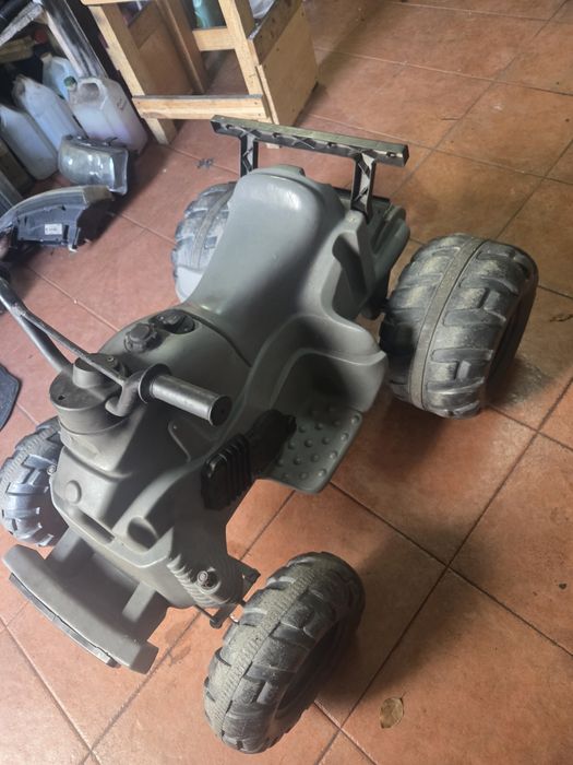 Moto 4 criança elétrica