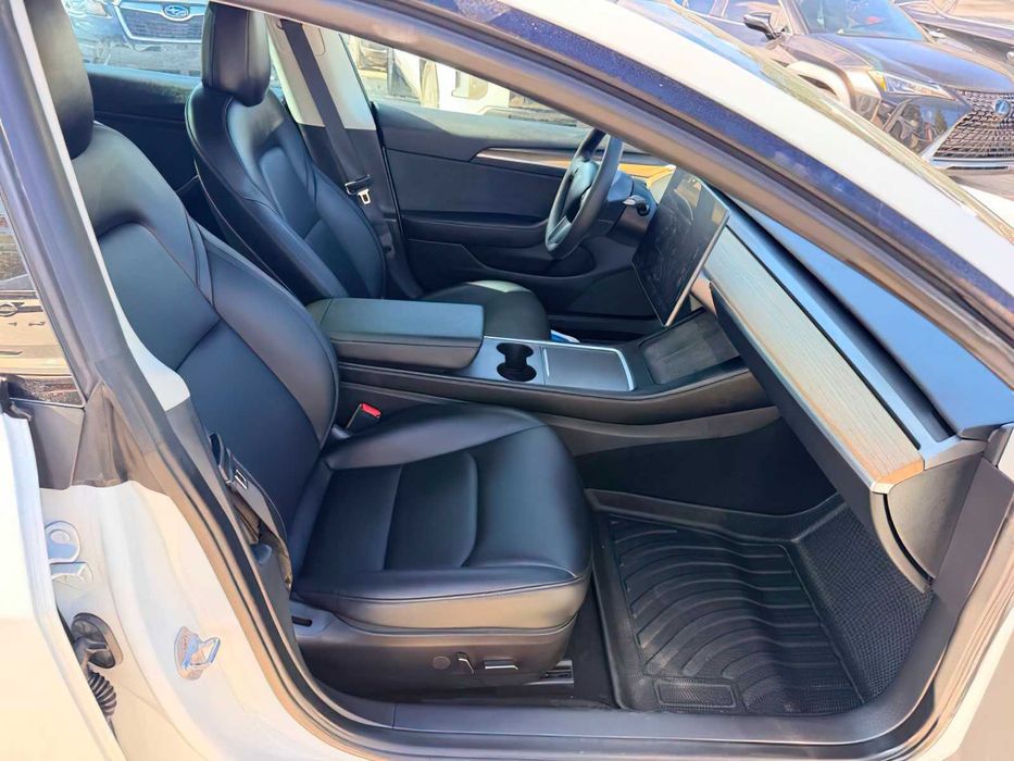 Tesla Model 3 Performance      2022