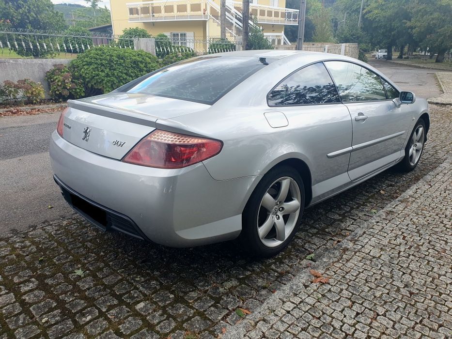 Peugeot 407 Coupé 2.7 HDI V6 Biturbo - 204 cv