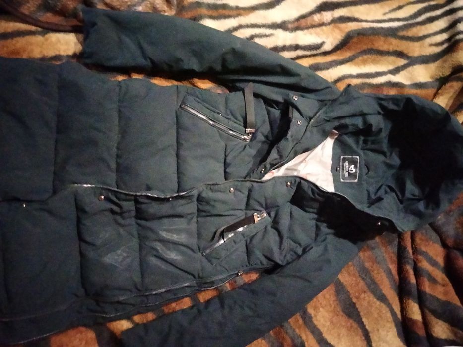 Продам зимние курточки