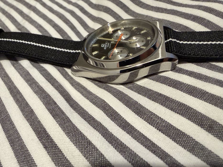 Casio Edifice EFB chrono- bardzo dobry stan, dwa paski