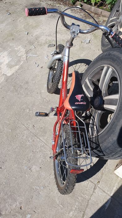 Продам детский велосипед 5-6лет