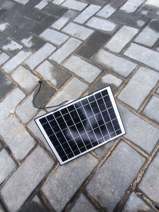 Сонячна панель для зарядки