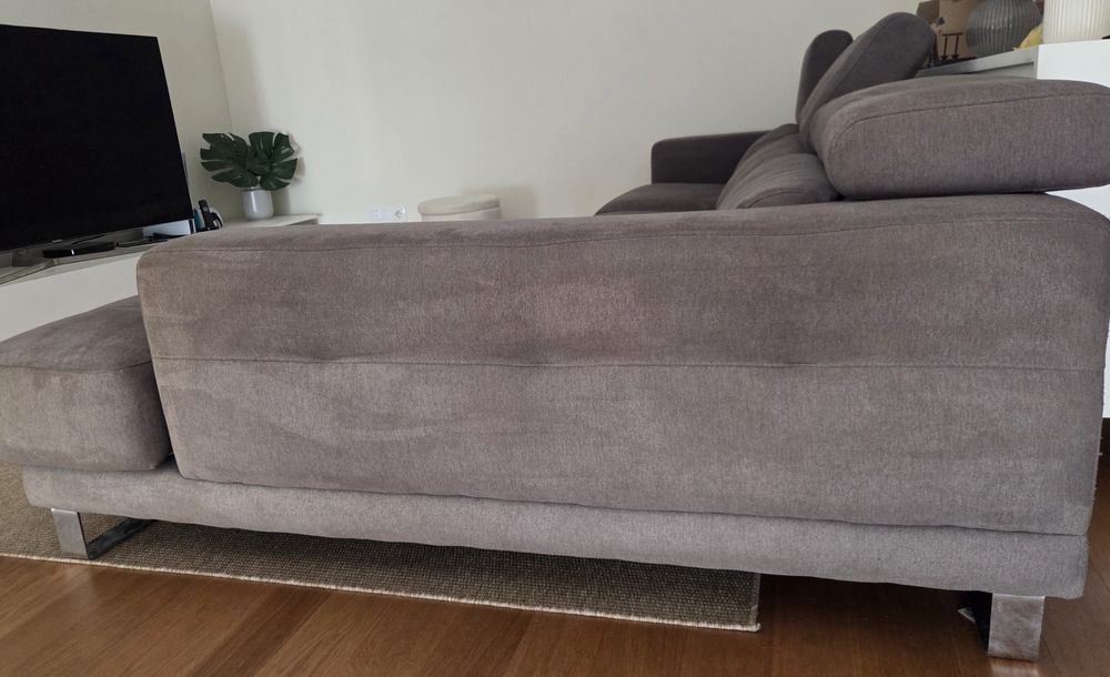 Sofá Pedro Ortiz chaise longue esq