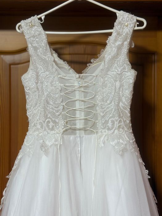 Весільна сукня літо