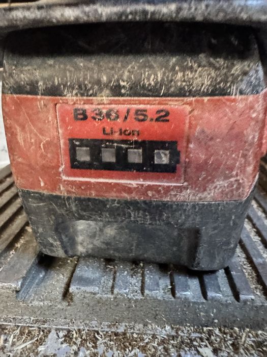 Młot wiercąco-kujący HILTI