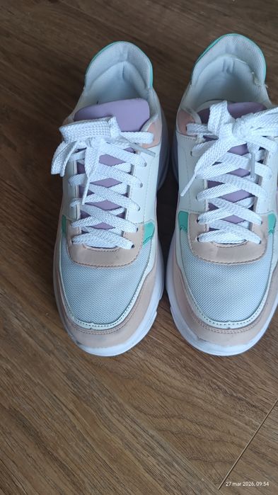 Sneakersy pastelowe sportowe gruba podeszwa śliczne