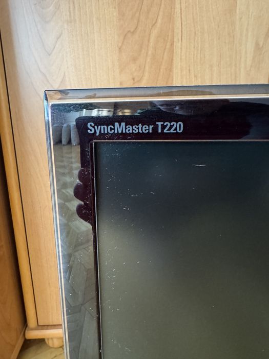 Monitor Samaung T220