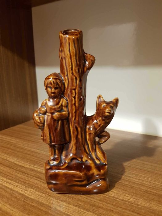 PRL-owska ceramika - kamionkowa figurka Czerwonego Kapturka