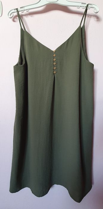 Sukienka khaki marki Pimkie