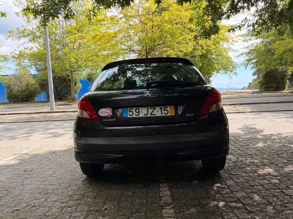 Peugeot 207 1.4 HDi