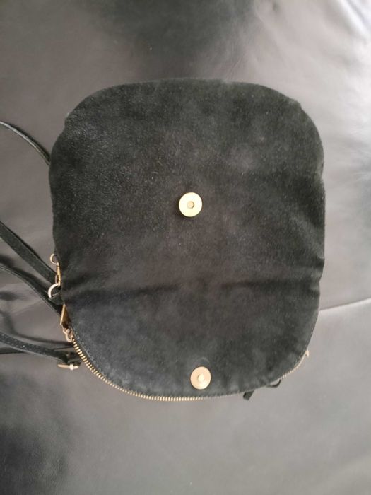 Skórzana zamszowa  torebka czarna