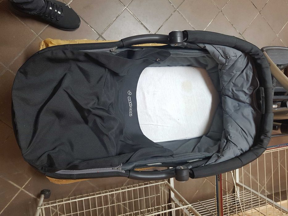 Sprzedam używany zadbany wózek Maxi-Cosi 3w1