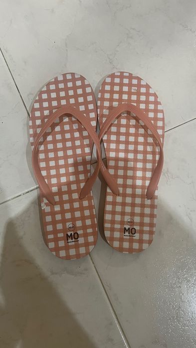 Chinelos mo branco e rosa velho tamanho 40 41