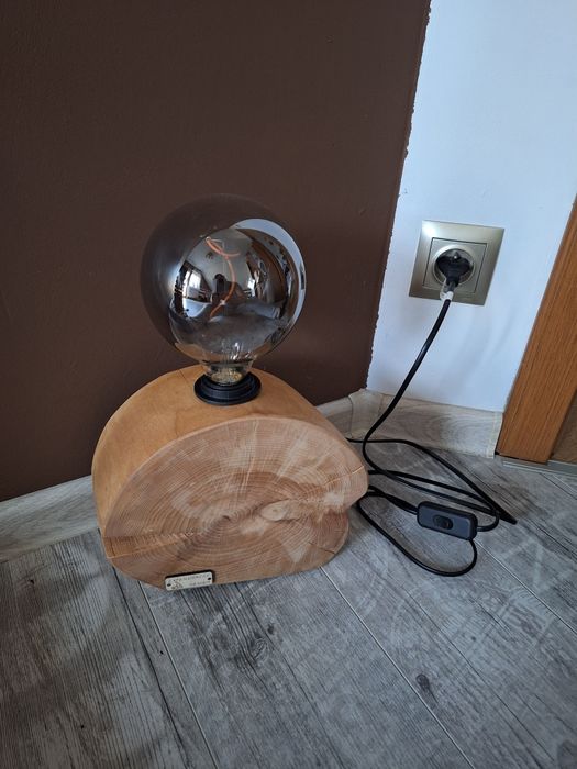 Lampy tworzone ręcznie