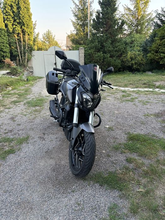 Bajaj dominar 400