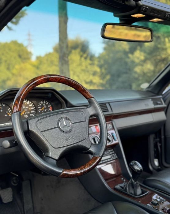 Mercedes w124 E220 cabrio