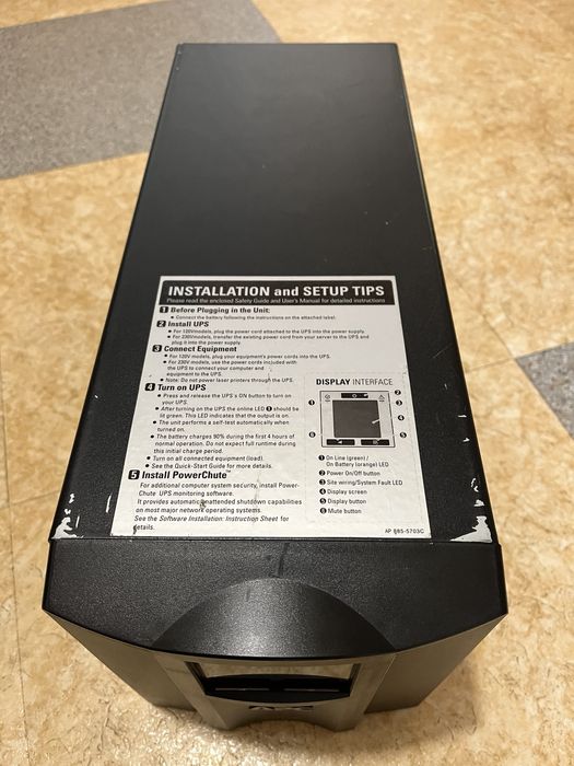 Джерело безперебійного живлення APC Smart-UPS C1500VA lcd