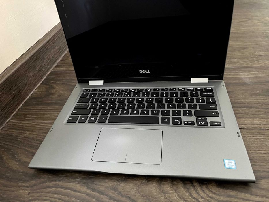 Laptop Dell Dotykowy