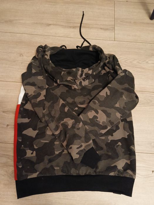 Bluza Cropp ( regular fit) S