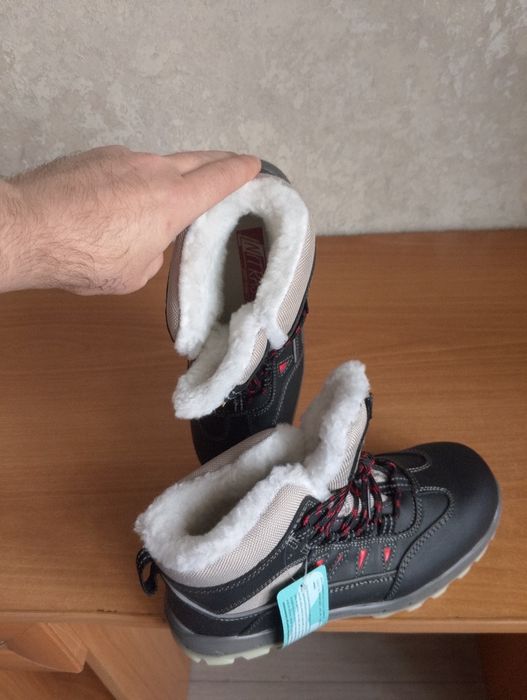 Робочии Зимнии и Демисезонные ботинки!