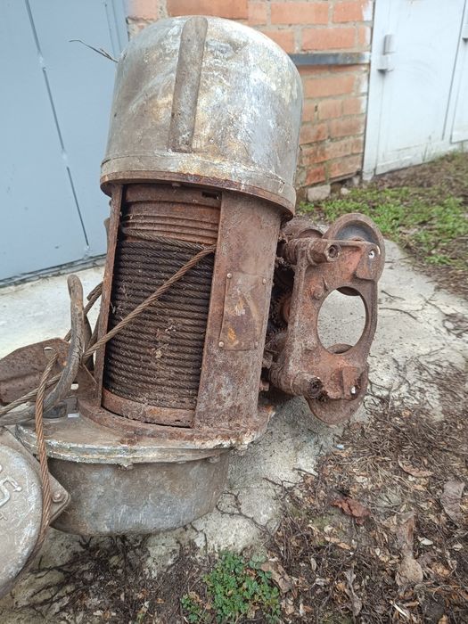 Тельфер електричний таль