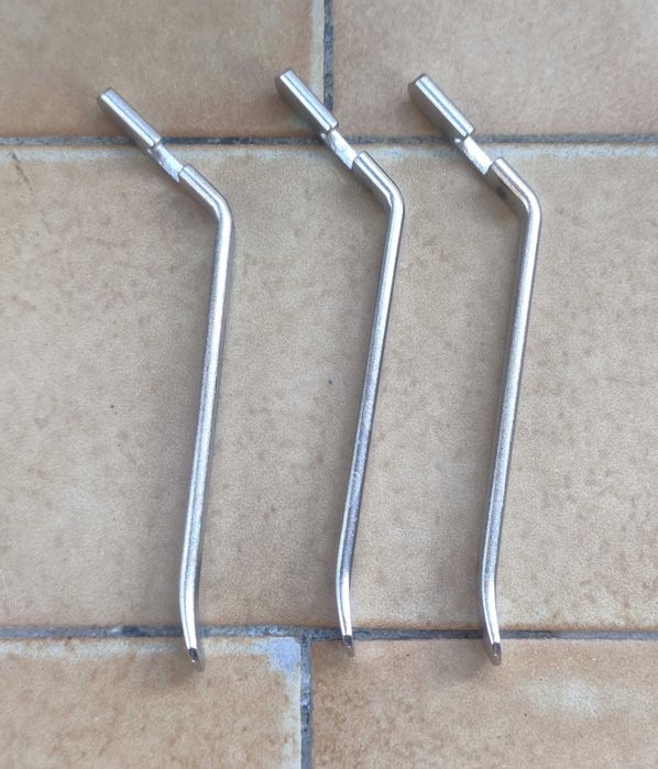 Alavanca / Desmonta metálico para pneus de trotinete, bicicleta, etc.