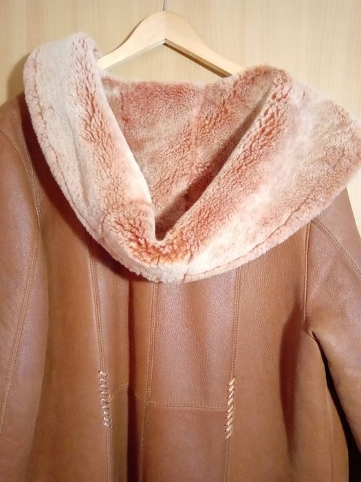 Продам дубленку женскую