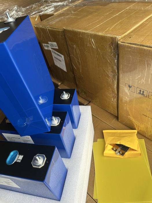 Одна комірка eve 280 та 314 ah LiFePO4  комірка еве  1 шт eve