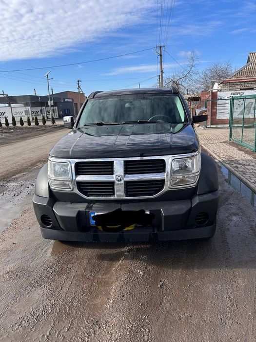 Dodge nitro! З двигуном 3,7 л! Повнопривідний позашляховик!!!