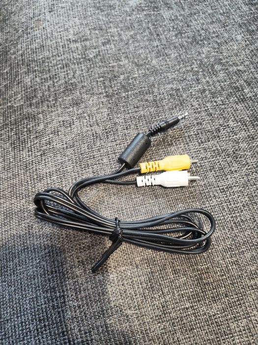 przejściówka z minijacka na złącza RCA  kabel przewód