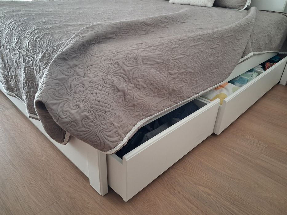 Cama de Casal como nova