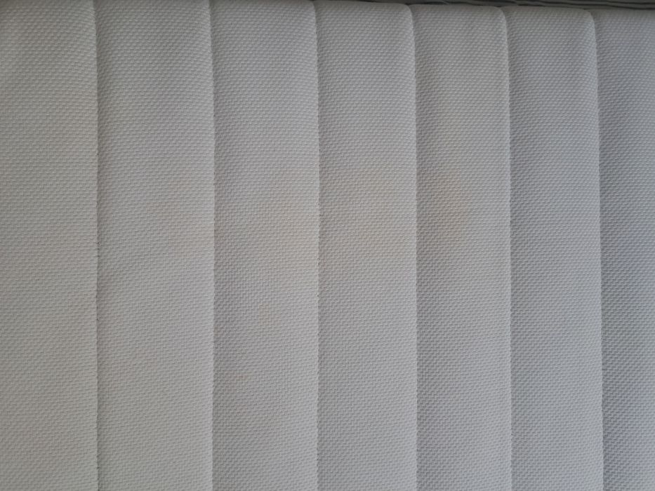 Dois colchões IKEA para cama Brimnes